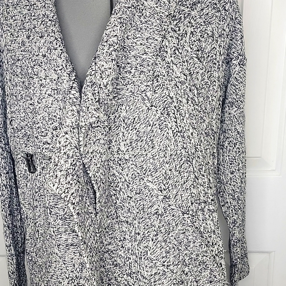 RD Style Daksha Cable Knit Cardigan wrap Style Sweater Gray Size SP - Picture 5 of 10